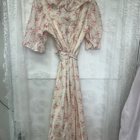 Floral Wrap Skirt - Cream and Pink - Picture 3 of 6